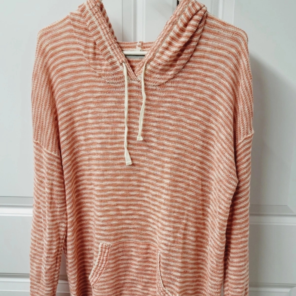 Maurices Sweater Women's Size: XL CUTE Pullover Hooded